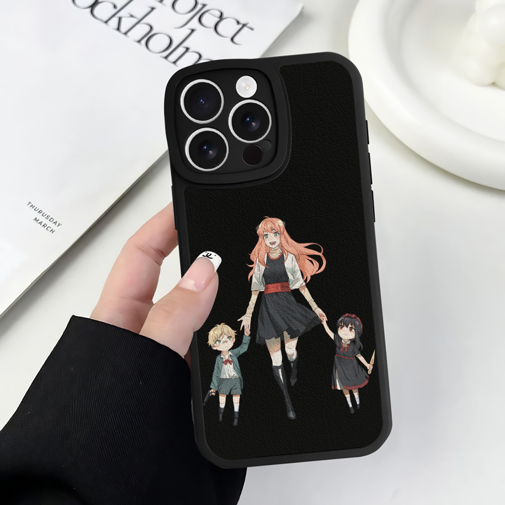 （画像用） SPY×FAMILY间谍家家酒 【iPhone 16シリーズ対応】シリコンスマホケース（レザー調） 材質：シリコン